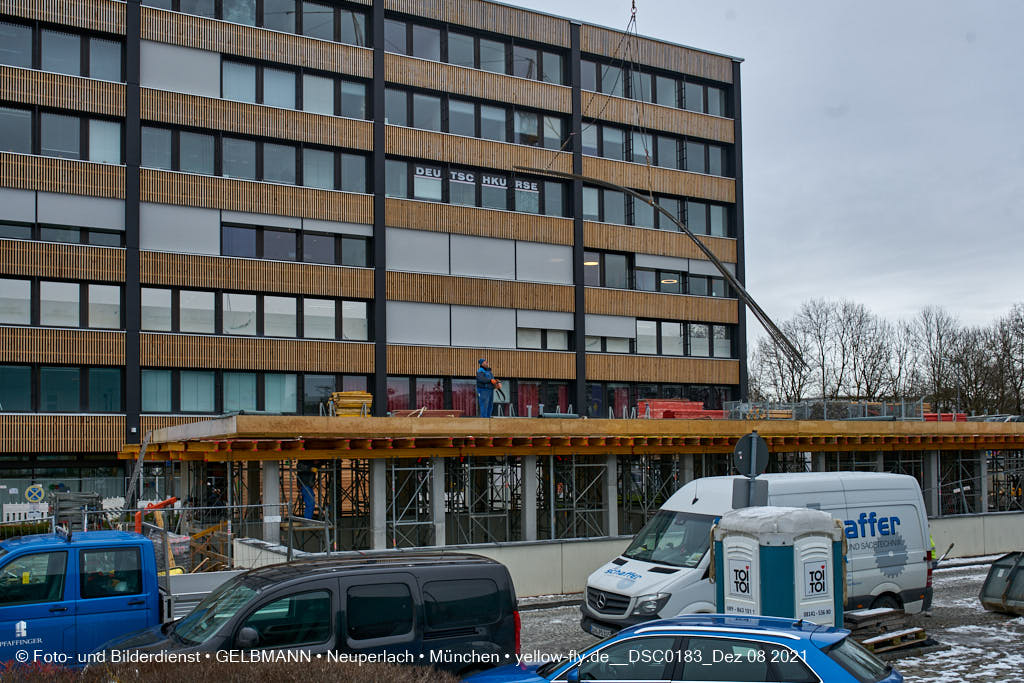 08.12.2021 -Internationale Montessorischule im Plettzentrum Neuperlach